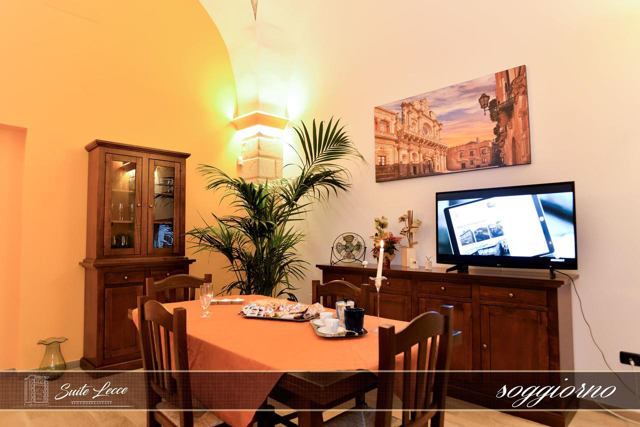 Suite Lecce Esterno foto